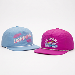 Gorra Deportiva OEM Personalizada de 5 Paneles con Logotipo Serigrafiado, de Nailon, Sin Estructura, Cierre a Presión, Ligera y Resistente al Agua - Product Image 1