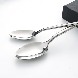 Ensemble de <span class=keywords><strong>Couverts</strong></span> de Luxe Léger en Acier Inoxydable 304, Style Chevalier, Couteau à Steak Brillant et Cuillère, Ensemble de 5 Pièces pour Hôtel - Product Image 6