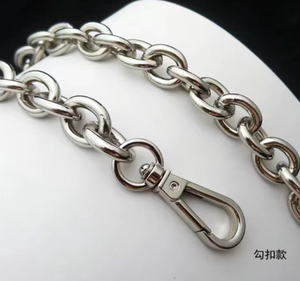 Túi Đeo Chéo Nữ Túi Đeo Dưới Cánh Tay Tùy Chỉnh Dây Xích Nhôm Sang Trọng Cho Quần Áo Túi Thương Hiệu Đóng Gói Thịnh Hành - Product Image 3