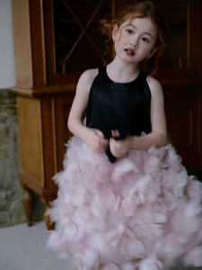 Abito da Principessa per Bambine con Gonna a Balze, Stampa Floreale all'Uncinetto e Collo all'Americana per Compleanno, Collezione Primavera - Product Image 2