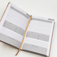 Carnet de Prières en Cuir Relié à Fil Cousu de 6,2*8,5 Pouces, Planificateur Quotidien de 180 Jours, Carnet Dévotionnel Personnalisé avec Logo et Design Sur Mesure