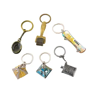 Personalized Wholesale Custom Praha Rome Style Enamel Logo 3d Metal Souvenir Keychain