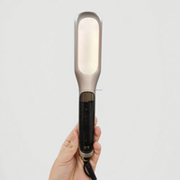 La dernière brosse lissante à vapeur légère, idéale pour les voyages, douce pour les cheveux et dotée d'un cordon rotatif à 360 degrés