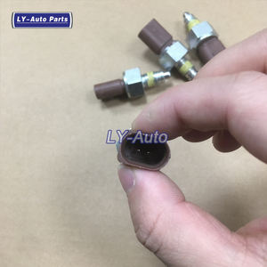 02T945415P Capteur d'interrupteur de feu de recul arrière de secours pour AUDI pour TT pour VW pour JETTA pour <span class=keywords><strong>GOLF</strong></span> pour POLO - Product Image 1