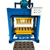 Machine automatique de fabrication de pavés 4-28, composants essentiels de la machine à briques, y compris le moule à briques en ciment et argile et la pompe
