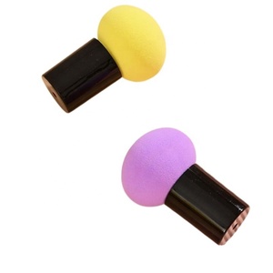 Vẻ Đẹp Ma Thuật Hộp Kit Tam Giác Mềm Mềm-Miễn Phí Máy Xay Sinh Tố Miếng Bọt Biển Thiết Lập Trên Khuôn Mặt Trang Điểm Ứng Dụng Ma Thuật Phun Bột Bàn Chải Tab Pad - Product Image 3