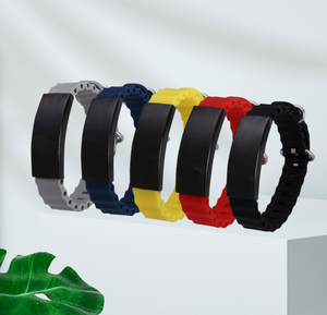 Glissière réglable Nom personnalisé pour enfants Femmes Hommes Garçon <span class=keywords><strong>Bracelet</strong></span> en silicone caoutchouc personnalisé ID Enfants Bébé Bracelets <span class=keywords><strong>Bracelet</strong></span> - Product Image 1