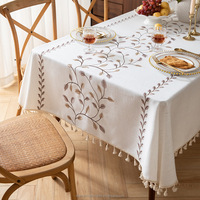 Nappes imperméables, nappe robuste, essuyer la couverture de table pour une utilisation au printemps en intérieur et en extérieur (fleur à broder)