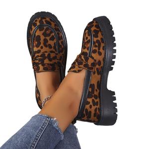 Zapatos de mujer de gamuza elegantes y versátiles, estilo nuevo, con plataforma de suela gruesa, ligeros, para mujer, tallas grandes. - Product Image 1