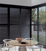 Volets en PVC noir de style australien Obturateur en bois massif Volet à persienne réglable avec cadre