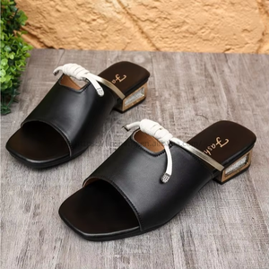 Élégantes pantoufles à talon bas et bout carré pour femmes, grandes tailles, nouvelle collection été, talon épais, vente en gros - Product Image 1