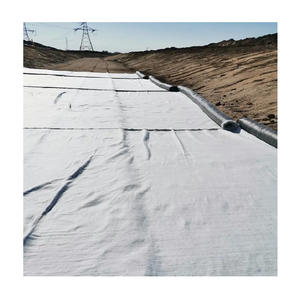 Couverture d'étanchéité en bentonite à base de sodium GCL pour piscines d'enterrage, sites d'exploitation d'orpaings, 4800g, 5000g, <span class=keywords><strong>5500g</strong></span>, et coussin de bentonite - Product Image 5