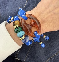 Bracelet unisexe haut de gamme en acrylique tressé bicolore, fait main, style vintage, avec breloque en pierre et perles, design de niche