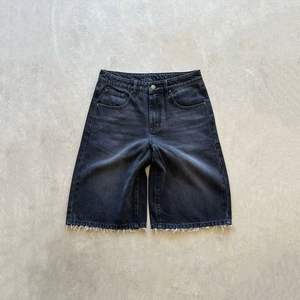 <span class=keywords><strong>Shorts</strong></span> in Denim Vintage con Logo Personalizzato Ricamato, Oversize, Stile Streetwear, Effetto Consumato, <span class=keywords><strong>Jeans</strong></span> Baggy da <span class=keywords><strong>Uomo</strong></span> - Product Image 3