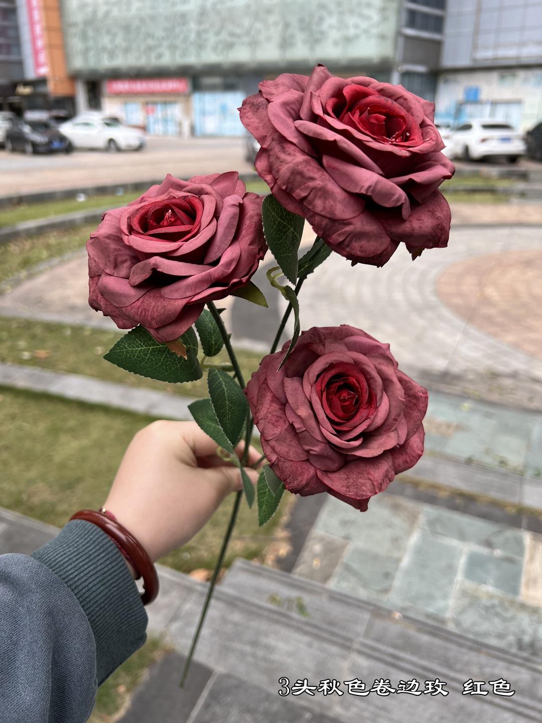 3 tête curl rose rouge