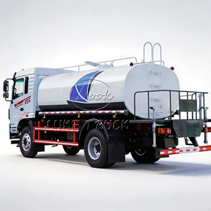 Camion-citerne à eau DONGFENG 10000L 10CBM 4X2, petit camion-citerne pour le nettoyage des routes - Product Image 1