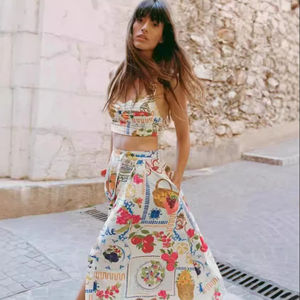 Vente en gros de hauts à col <span class=keywords><strong>carré</strong></span> et de pantalons larges à fleurs en deux pièces pour femmes, étiquette privée personnalisée - Product Image 1