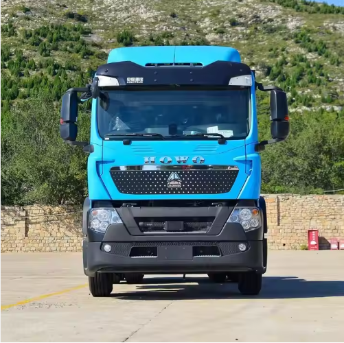 High Quality Howo Electric Vehicle Tractor Trailer TX 49T 6x4 Drive Wheel New Left China National Heavy Duty Truck Group