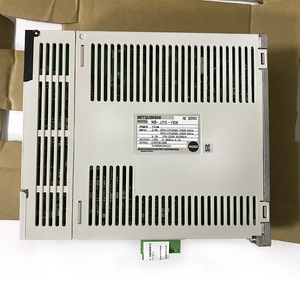 Pieza de Repuesto Industrial FANUC MR-J2S-70B - Product Image 5