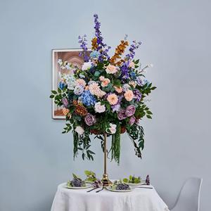 Centro de Mesa de Boda de Lujo con Bola de Flores Artificiales de Rosas Rojas de 60 cm, con Follaje y Velas, Decoración de Mesa - Product Image 3