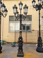 Lampadaire de jardin rétro européen Tige de fer en aluminium IP65 Abat-jour en verre étanche Source de lumière LED 220V AC solaire Paysage