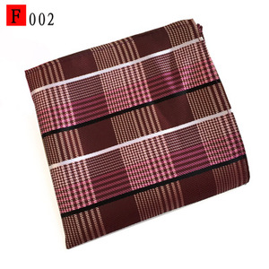 ผ้าเช็ดหน้าพิมพ์ลายดอกไม้สไตล์วินเทจสำหรับผู้ชาย ขนาด 25*25 ซม. - Product Image 3
