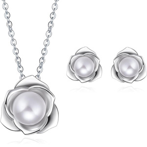 Set di Gioielli Floreali con Perle per Donne, Orecchini e Collana con Fiori Lucidi, Elegante e Fresco per Uso Quotidiano, Gioielli alla Moda - Product Image 1