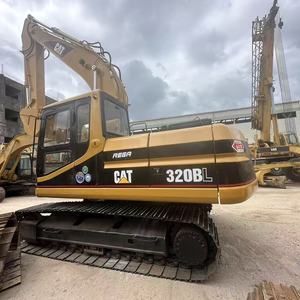 Excavatrice d'occasion 2022, jaune et noire, équipement de construction sur chenilles, 20 tonnes, capacité de la benne de 1,0 m, certifiée - Product Image 1