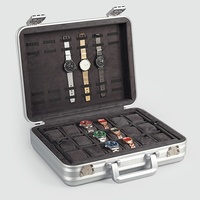 Boîte de rangement pour montres en alliage d'aluminium portable grande capacité avec serrure et protection anti-poussière pour l'emballage de voyage, vente en gros