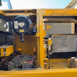 รถขุดมือสอง Caterpillar 320D2 ขนาด 20 ตัน คุณภาพสูง ใช้งานน้อย เหมาะสำหรับงานก่อสร้าง - Product Image 4