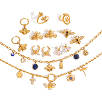 Bracelet chaîne à maillons pour femmes, mode, acier inoxydable imperméable, petit bracelet chaîne de doigt en forme d'abeille, ensembles de bagues et de boucles d'oreilles, bijoux