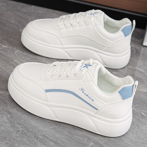 Chaussures plates décontractées blanches pour femmes, plateforme été 2026, avec semelle rehaussante, style coréen polyvalent, tendance sport et voyage - Product Image 3