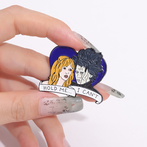 Épinglette en émail de personnage de film d'horreur d'Halloween, broche effrayante, badge de revers, bijoux, cadeau pour les amis, vente en gros - Product Image 4