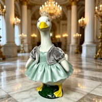 MSYO OEM ODM Vestes de canard princesse en robe violette, statue d'animal mignonne, décoration d'intérieur fantaisie, cadeau en polyester toutes saisons