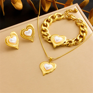 Heart-Shaped Pearl Jewelry <b>Set</b> Gold Tone Chunky Chain Necklace <b>Bracelet</b> Earrings Women's Everyday Wear - Product Image 1