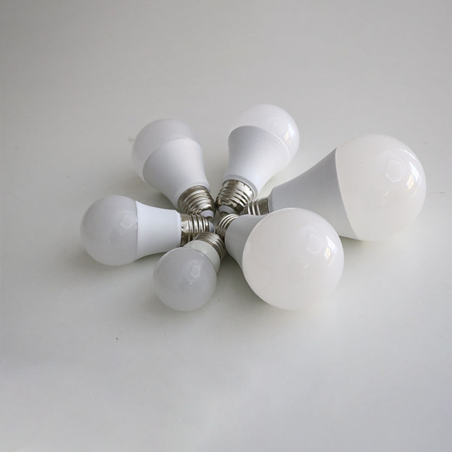 High Quality 5w Led Bulb No Flicker or Strobe Led Light Bulbs Low Voltage Round Led Bulb Lamp