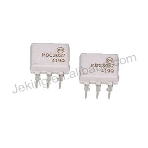 แจ็กเก็ตออปโต้คัปเปลอร์เอาท์พุท <span class=keywords><strong>Triac</strong></span> & <span class=keywords><strong>SCR</strong></span> ท่อ MOC3052M PDIP-6 MOC3052M <span class=keywords><strong>Triac</strong></span> ที่ไม่ใช่ศูนย์ - Product Image 4