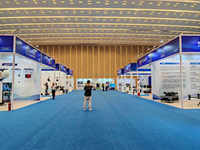 Stand d'exposition en aluminium argenté HEBANG HB-003322 sur mesure pour les salons professionnels et les expositions, système de stand