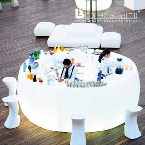 Comptoir de <span class=keywords><strong>bar</strong></span> en plastique pour boîte de nuit avec éclairage LED Comptoir de <span class=keywords><strong>bar</strong></span> <span class=keywords><strong>extérieur</strong></span> pour fête - Product Image 3