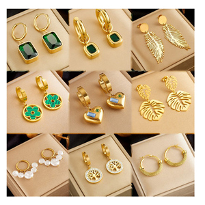 Gioielli di moda in oro placcato 18K in <span class=keywords><strong>acciaio</strong></span> inox da donna perla cuore fiore smeraldo foglia di piume orecchino <span class=keywords><strong>albero</strong></span> <span class=keywords><strong>della</strong></span> <span class=keywords><strong>vita</strong></span> orecchino - Product Image 1