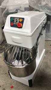 Mélangeur à gâteau vertical multifonctionnel de 21 litres Pétrin à pâte à pain Mélangeur d'aliments pour pâtisserie - Product Image 3