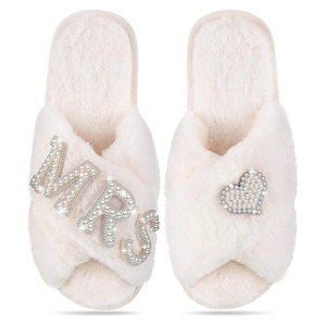 Pantuflas Afelpadas con la Frase 'Mrs and Love' para Despedida de Soltera, Aniversario de Bodas, Decoración Romántica para Fiestas, Regalos para Novias, Pantuflas de Casa - Product Image 6