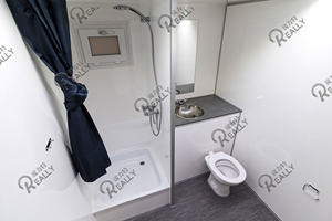 Großhandel: Mobiler Toilettenanhänger mit 2 Kabinen – USA-Standard, tragbare Toilette, Dusche, Badezimmer, Camping-Truck mit Dusche - Product Image 6