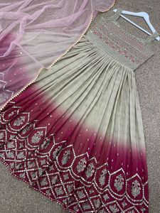 ชุดเดรสผ้าฝ้ายพิมพ์ลาย Anarkali - Product Image 3