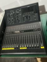 Console de mixage numérique professionnelle d'occasion MIDAS M32R, équipement audio pour concerts, éclairage de scène, sonorisation live