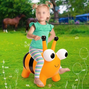 Jouet gonflable à chevaucher pour tout-petits en forme d'<span class=keywords><strong>abeille</strong></span>, <span class=keywords><strong>sauteur</strong></span> <span class=keywords><strong>animal</strong></span> en PVC épais et sûr avec pompe pour jeux d'enfants en intérieur et en extérieur - Product Image 5