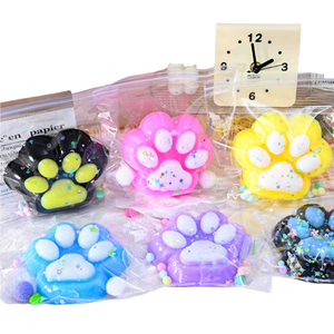 Jouet à presser doux fait main Patte de chat en TPR, anti-stress, mochi, moelleux, extensible, floqué, patte de chat rebondissante, pour garçons de 5 à 7 ans - Product Image 1