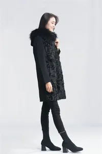 Fashion Lamb Wool Coat Winter New Female Thickening Long Hooded Collar Women's Lamb Coat With Raccoon Trim