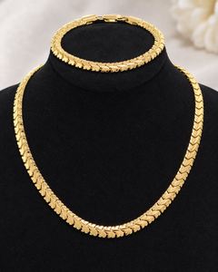 Conjunto de Joyería Clásico de Moda, Cadena Cubana y Collar Chapados en Oro de 14k para Hombre, Joyería para Boda, Compromiso y Fiesta - Product Image 1