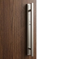 Porte d'entrée intelligente contemporaine minimaliste avec cadre en bois, isolée thermiquement, coupe-vent, âme isolante haute densité, texture bois